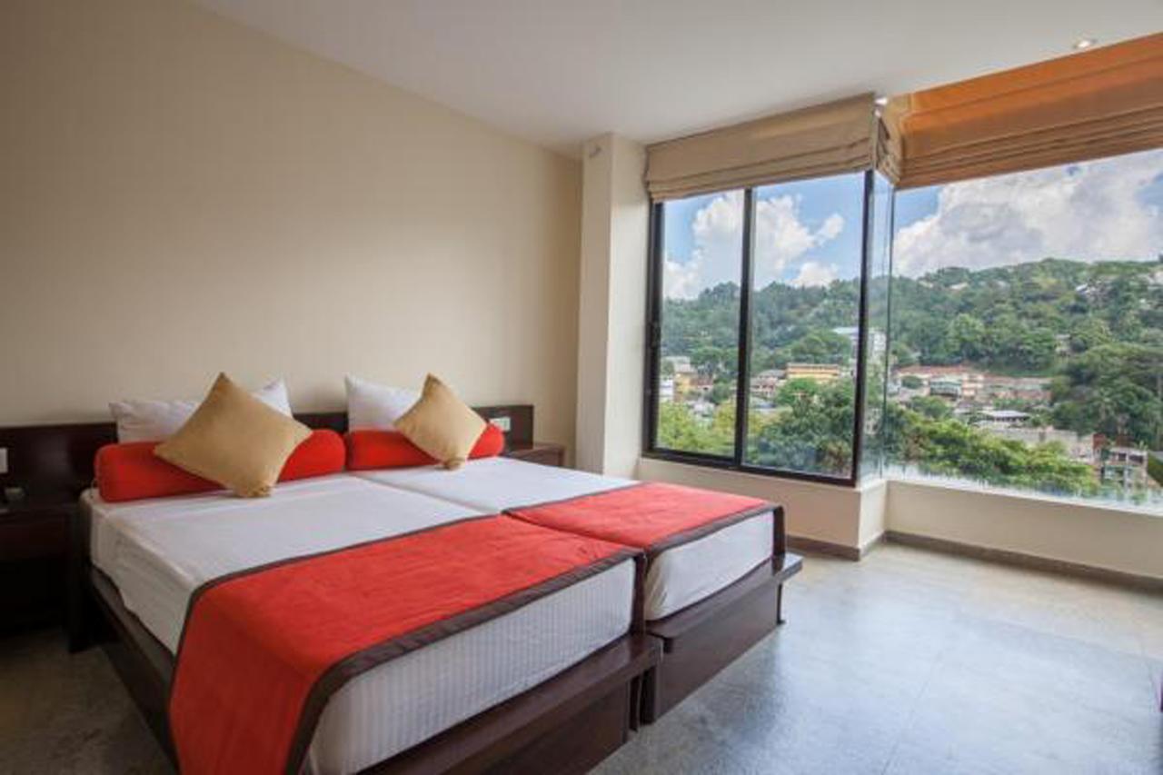 Oak Ray City Hotel Kandy Exterior photo