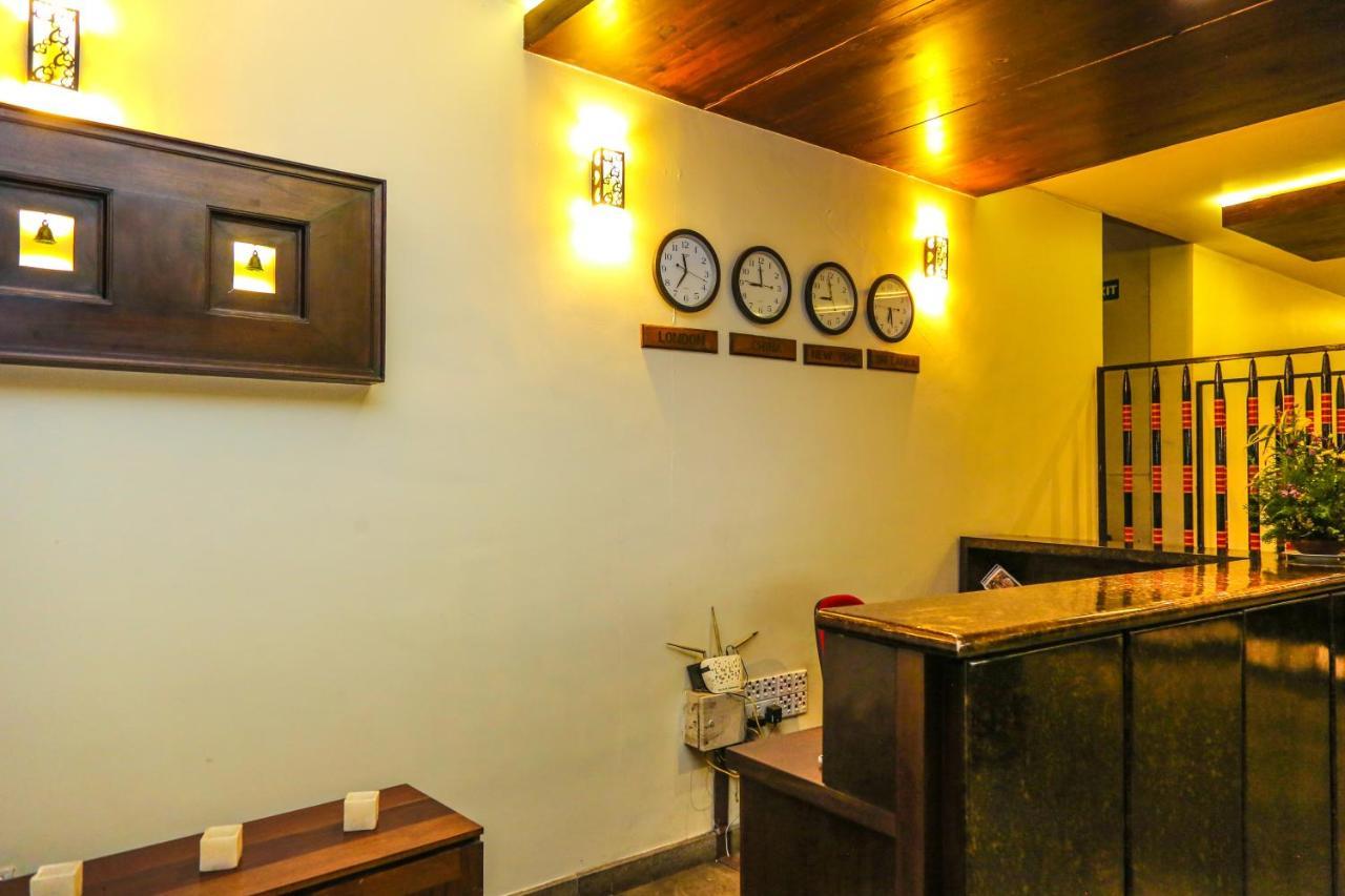 Oak Ray City Hotel Kandy Exterior photo